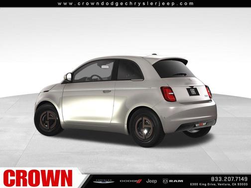 2025 FIAT 500e Base