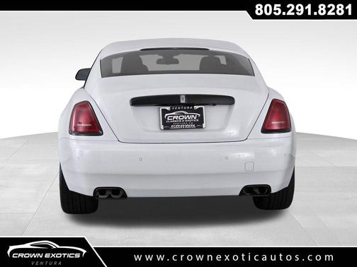 Arctic White 2019 Rolls-Royce Wraith