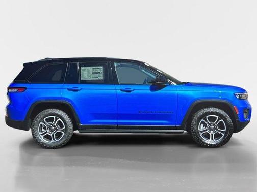2023 Jeep Grand Cherokee 4xe Trailhawk