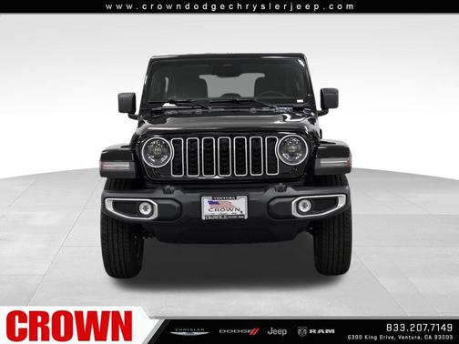 Black Clearcoat 2026 Jeep Wrangler Sahara