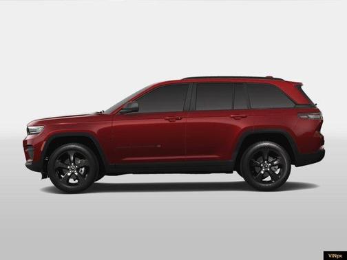 2025 Jeep Grand Cherokee Laredo