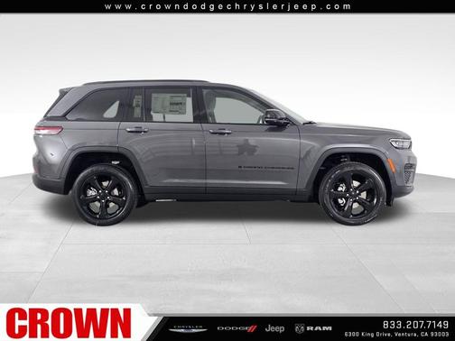 2025 Jeep Grand Cherokee Laredo