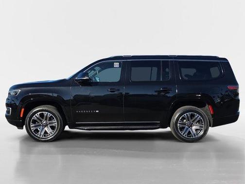 2025 Jeep Wagoneer Base