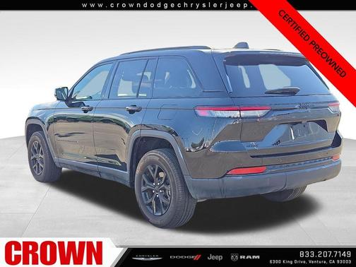Diamond Black 2024 Jeep Grand Cherokee Laredo