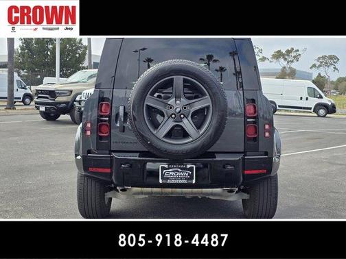 2024 Land Rover Defender P400 X-Dynamic SE