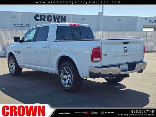 Bright White Clearcoat 2019 RAM 1500 Classic Laramie
