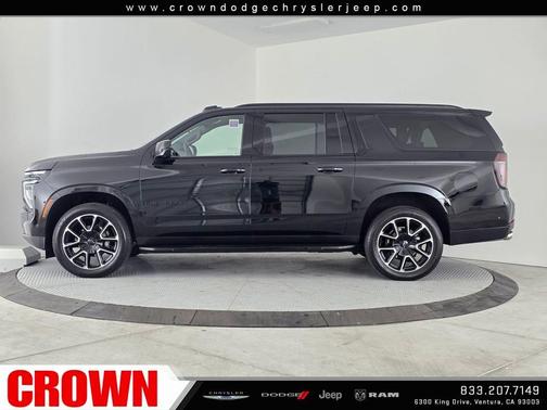 2025 Chevrolet Suburban RST