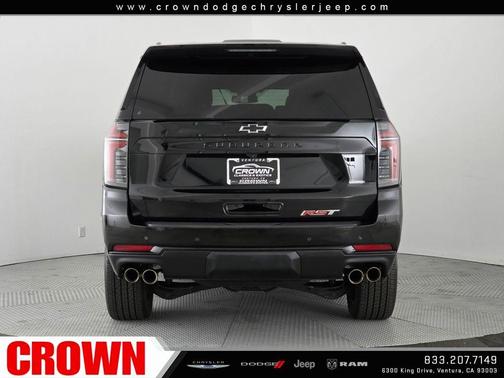 2025 Chevrolet Suburban RST