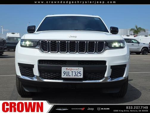 Bright White Clearcoat 2024 Jeep Grand Cherokee L Laredo