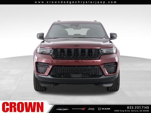 2025 Jeep Grand Cherokee Laredo