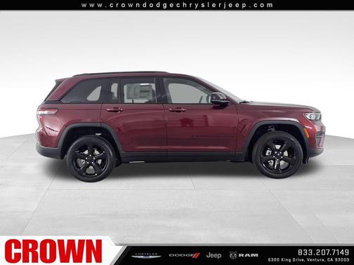 2025 Jeep Grand Cherokee Laredo
