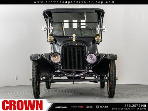 Black 1922 Ford Model T
