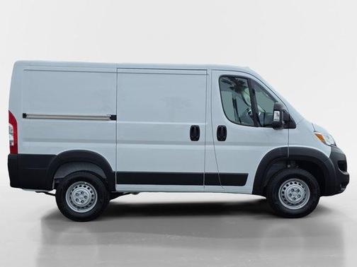 2025 RAM ProMaster 1500 Low Roof