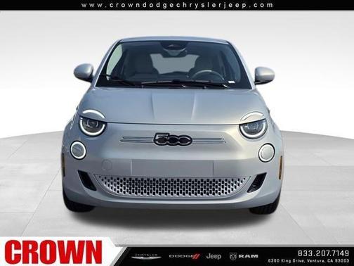 2025 FIAT 500e Base