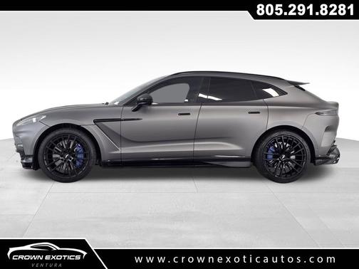 Jet Black 2024 Aston Martin DBX 707
