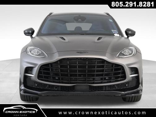 Jet Black 2024 Aston Martin DBX 707