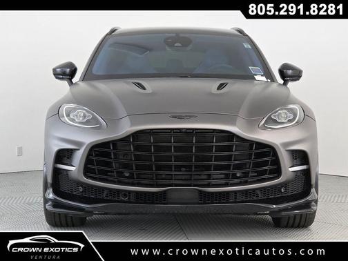 Jet Black 2024 Aston Martin DBX 707