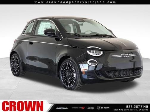 2025 FIAT 500e Base