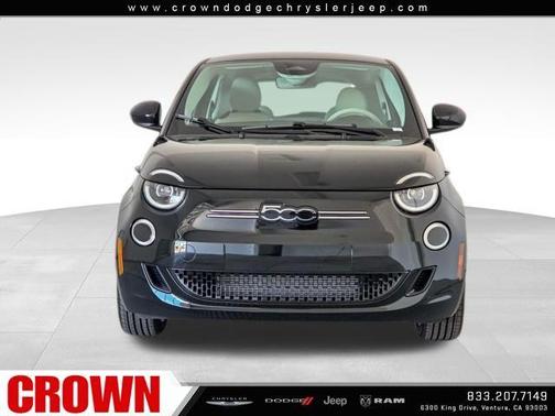 2025 FIAT 500e Base