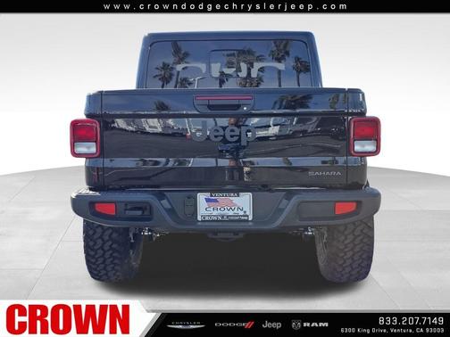 2026 Jeep Gladiator Sport