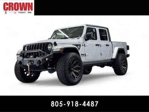 2022 Jeep Gladiator Sport