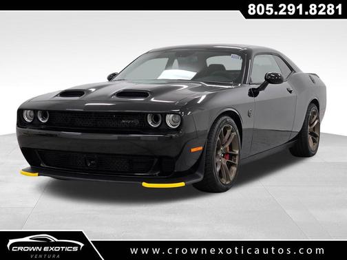 Pitch Black Clearcoat 2023 Dodge Challenger SRT Hellcat