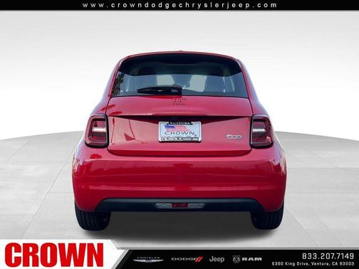 2024 FIAT 500e Base