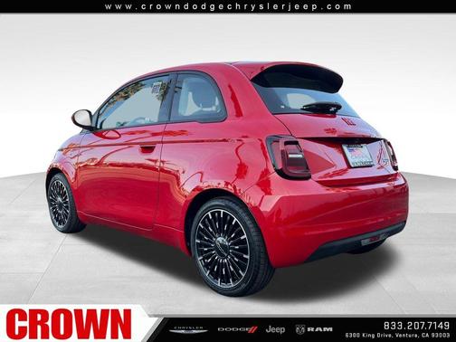 2024 FIAT 500e Base