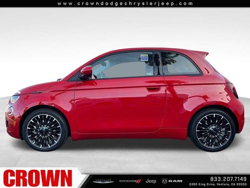 2024 FIAT 500e Base
