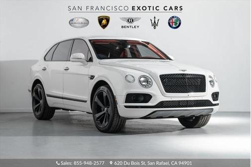Photo 1 of 31 of 2018 Bentley Bentayga W12 Signature
