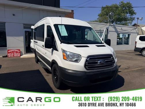 Oxford White 2017 Ford Transit-350 XLT