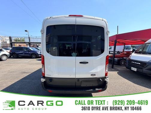 Oxford White 2017 Ford Transit-350 XLT