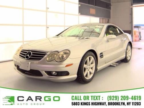 Brilliant Silver Metallic 2005 Mercedes-Benz SL-Class 2dr Roadster 5.0L