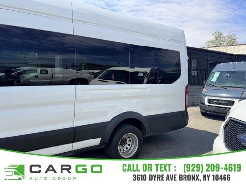 Oxford White 2019 Ford Transit-350 XL