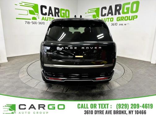 2025 Land Rover Range Rover P400 SE 7 Seat