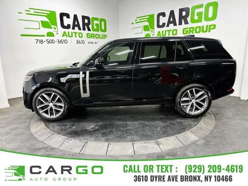 2025 Land Rover Range Rover P400 SE 7 Seat