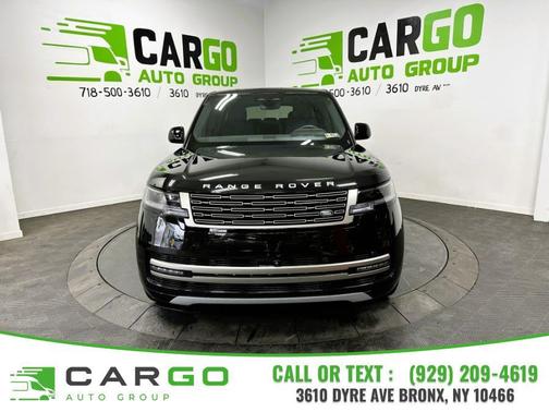 2025 Land Rover Range Rover P400 SE 7 Seat