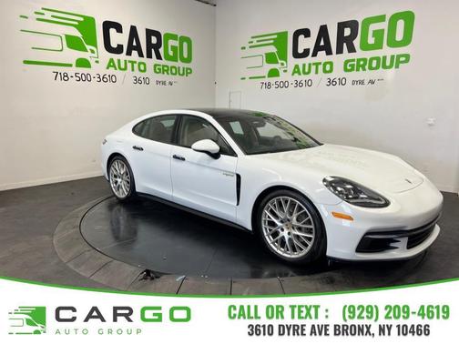 2018 Porsche Panamera 4
