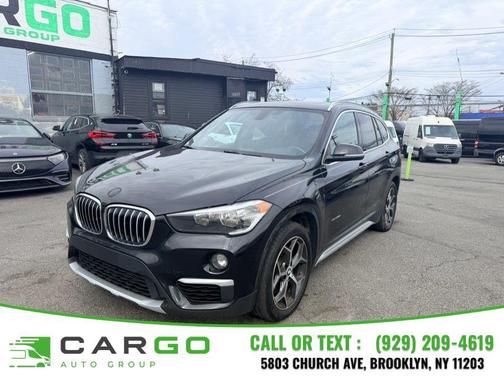 Black Sapphire Metallic 2018 BMW X1 xDrive28i