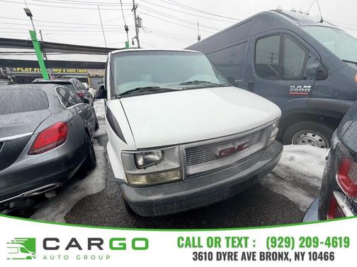 2001 GMC Safari Base