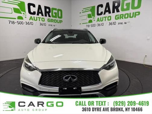 2018 INFINITI QX30 Premium