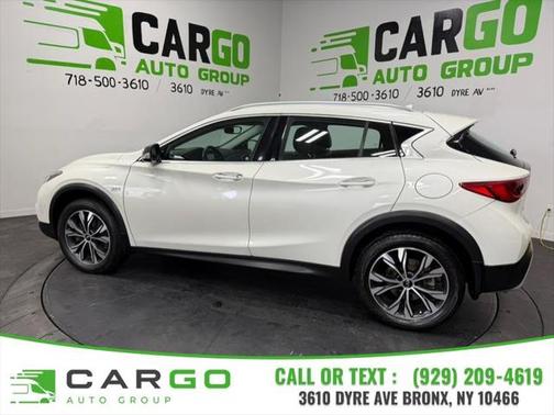 2018 INFINITI QX30 Premium