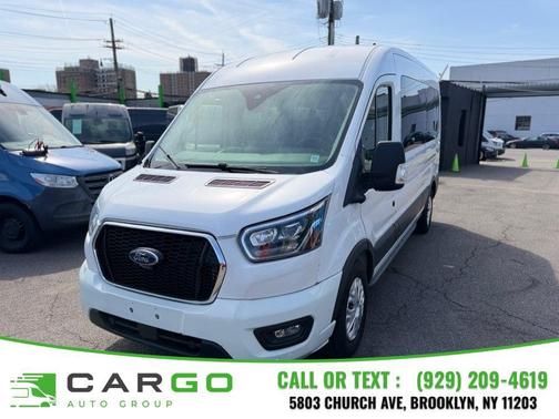 Oxford White 2023 Ford Transit-350 XLT