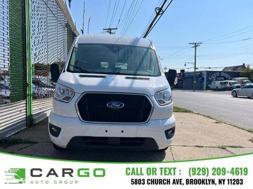 Oxford White 2022 Ford Transit-350 XLT