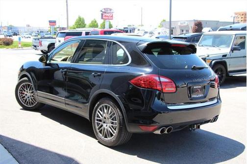 2011 Porsche Cayenne Turbo
