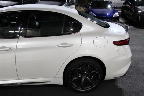 2018 Alfa Romeo Giulia Quadrifoglio