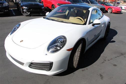 2017 Porsche 911 Carrera