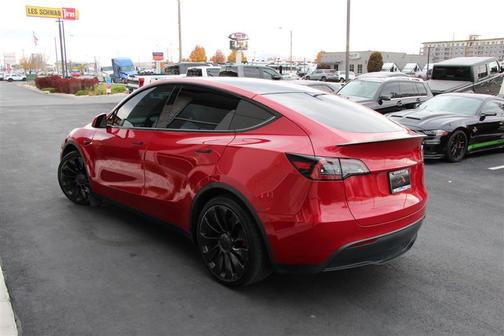 2022 Tesla Model Y Performance Dual Motor All-Wheel Drive