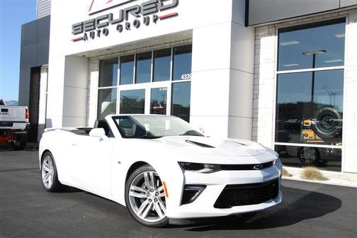 Summit White 2017 Chevrolet Camaro 2SS