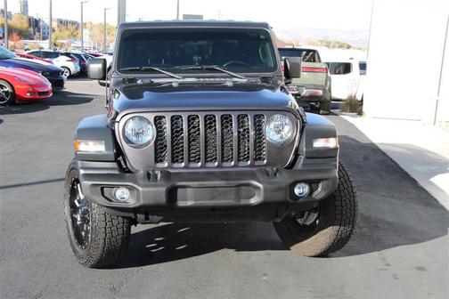 2020 Jeep Gladiator Sport S